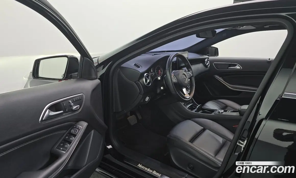 Mercedes-Benz A-Class 2017 1.6 АКПП, фото 10