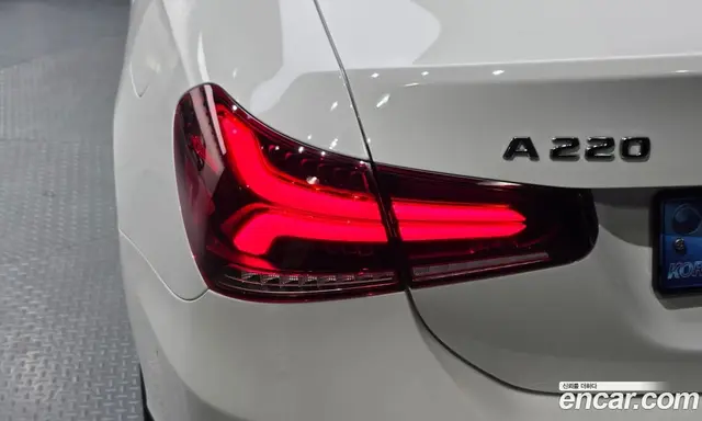 Mercedes-Benz A-Class 2022 2.0 АКПП, миниатюра 9