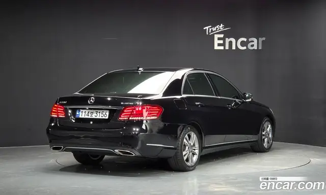 Mercedes-Benz E-Class, 2015, 66 692 км