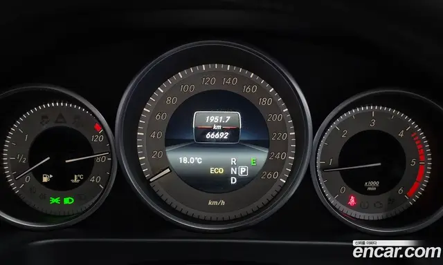 Mercedes-Benz E-Class 2015 2.1 АКПП, миниатюра 10
