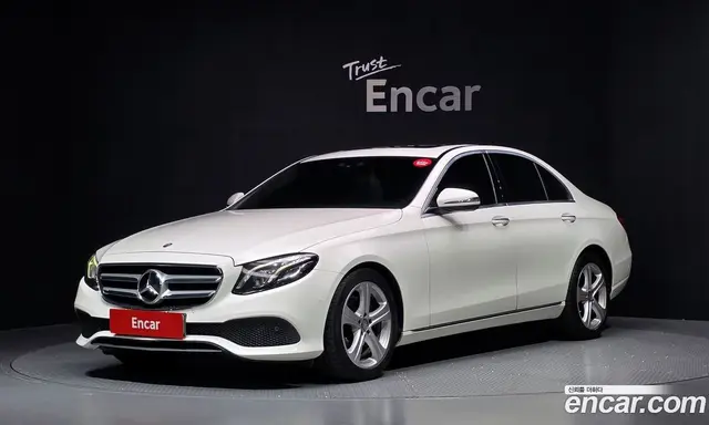 Mercedes-Benz E-Class, 2017, 161 368 км