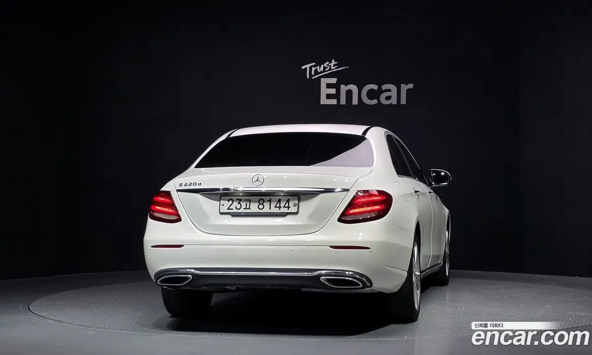 Mercedes-Benz E-Class 2017 1.9 АКПП, фото 4