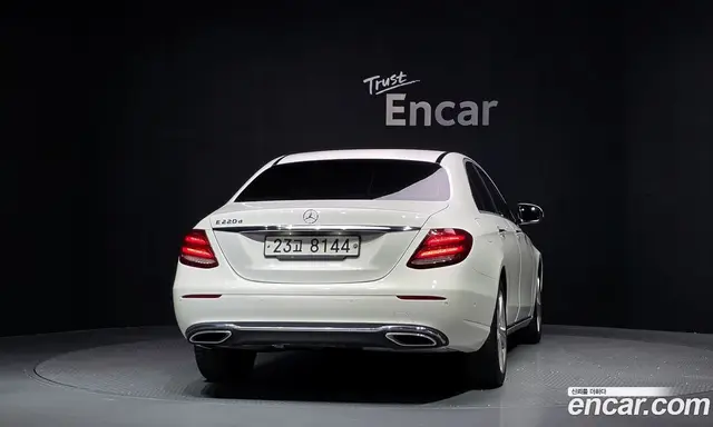 Mercedes-Benz E-Class 2017 1.9 АКПП, миниатюра 4