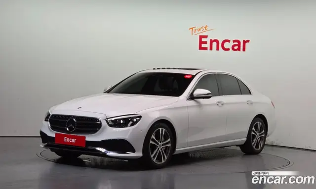 Mercedes-Benz E-Class, 2022, 129 088 км