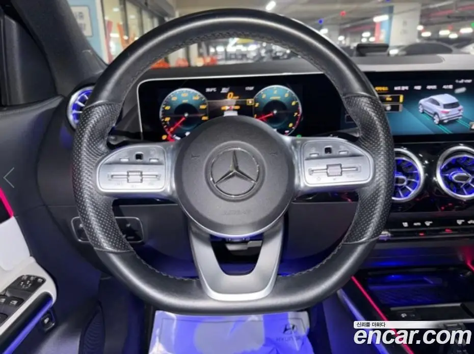 Mercedes-Benz GLA-Class 2020 2.0 АКПП, фото 8