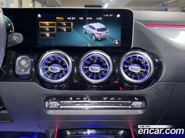 Mercedes-Benz GLA-Class 2020 2.0 АКПП, миниатюра 9