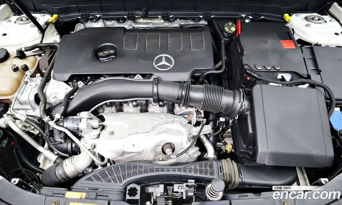 Mercedes-Benz GLB-Class 2021 2.0 АКПП, фото 6