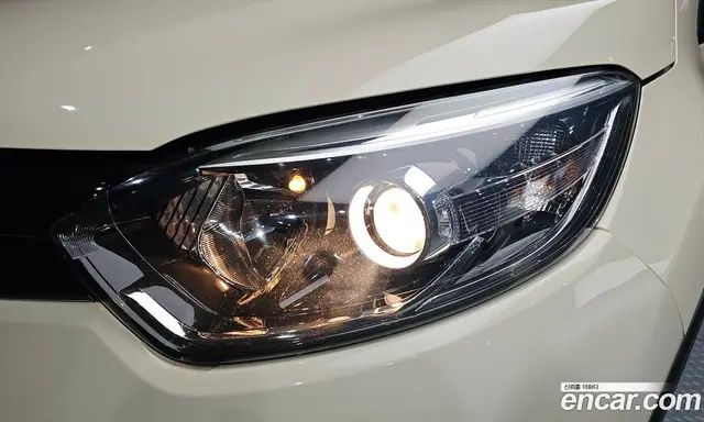 Renault (Samsung) QM3 2016 1.5 АКПП, миниатюра 8