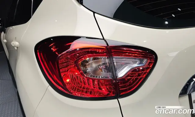 Renault (Samsung) QM3 2016 1.5 АКПП, миниатюра 9