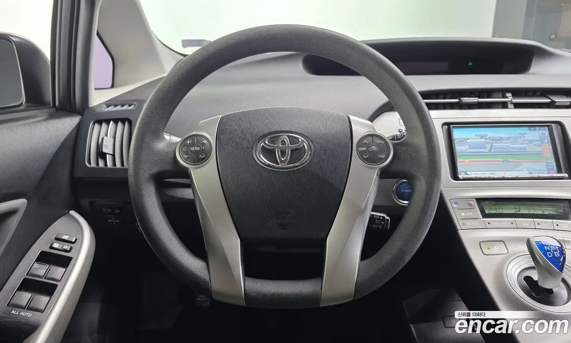 Toyota Prius 2013 1.8 АКПП, фото 13