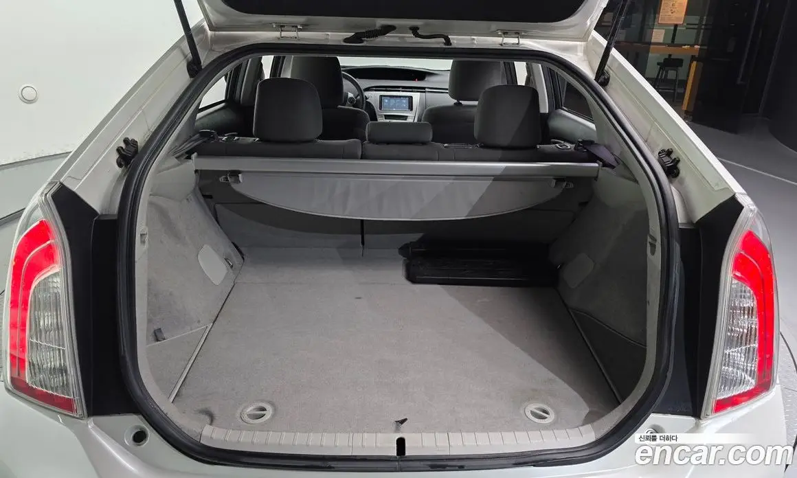 Toyota Prius 2013 1.8 АКПП, фото 20