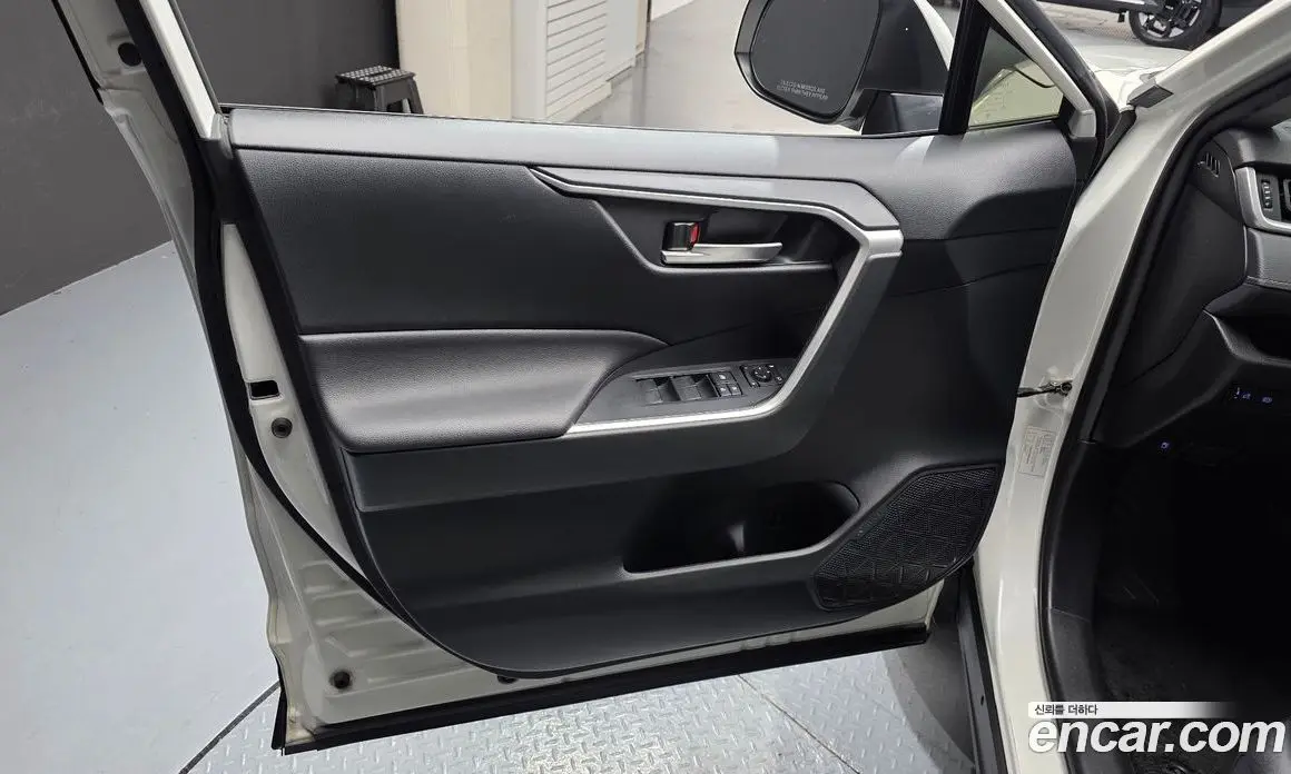 Toyota RAV4 2019 2.5 АКПП, фото 15