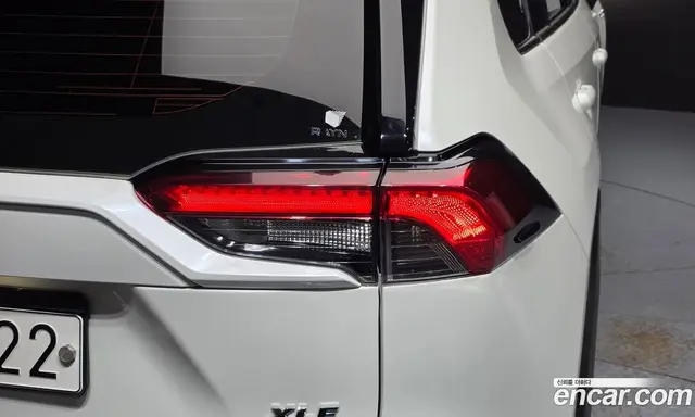Toyota RAV4 2019 2.5 АКПП, миниатюра 9