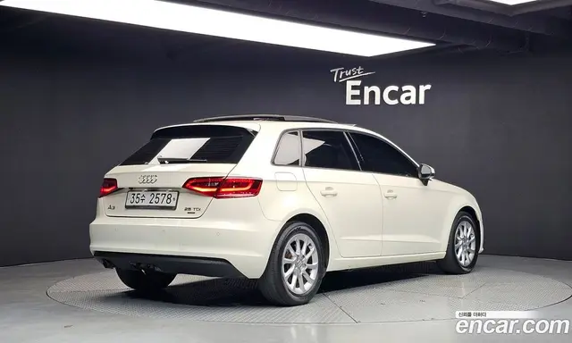 Audi A3 2015 1.6 АКПП, миниатюра 2