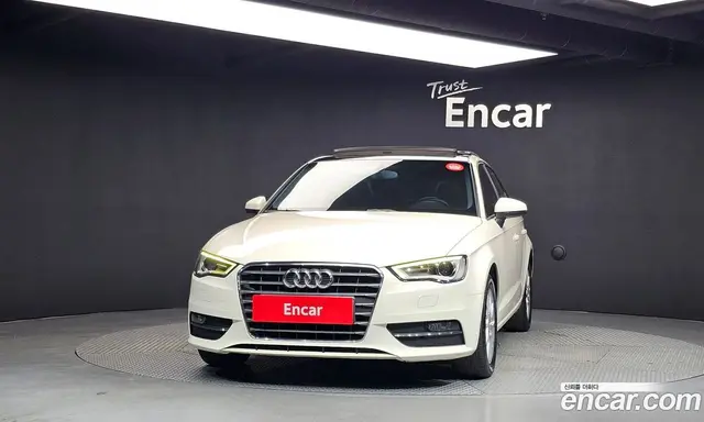 Audi A3 2015 1.6 АКПП, миниатюра 3