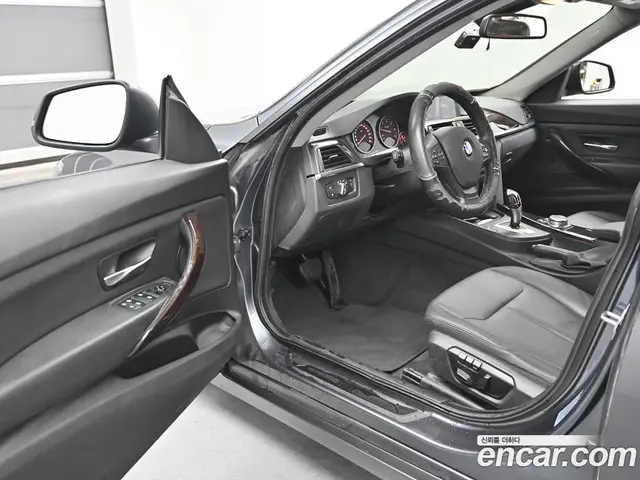 BMW 3 серия 2015 2.0 АКПП, миниатюра 11 BMW 3 серия 2015 2.0 АКПП, миниатюра 11
