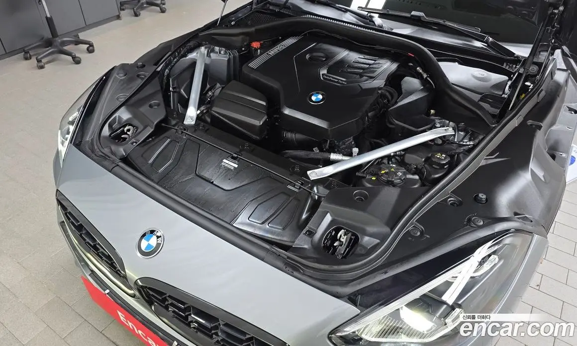 BMW Z4 2025 2.0 АКПП, фото 6
