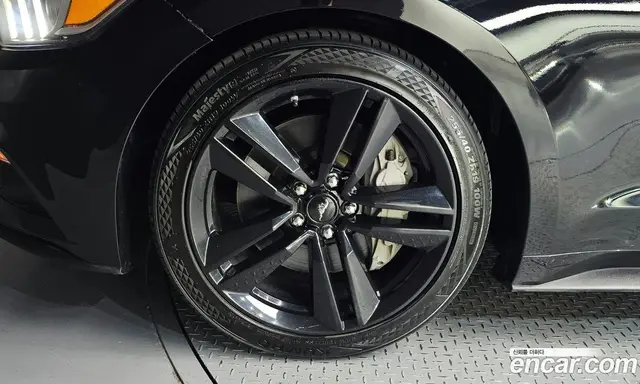 Ford Mustang 2017 2.3 АКПП, миниатюра 5
