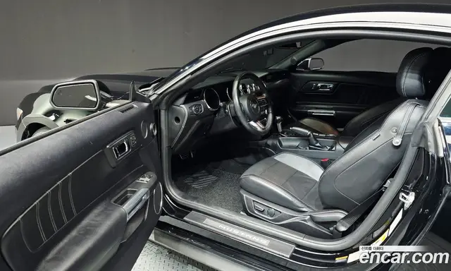 Ford Mustang 2017 2.3 АКПП, миниатюра 10