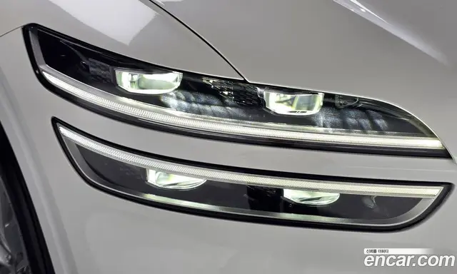 Genesis GV70 2022 2.5 АКПП, миниатюра 7