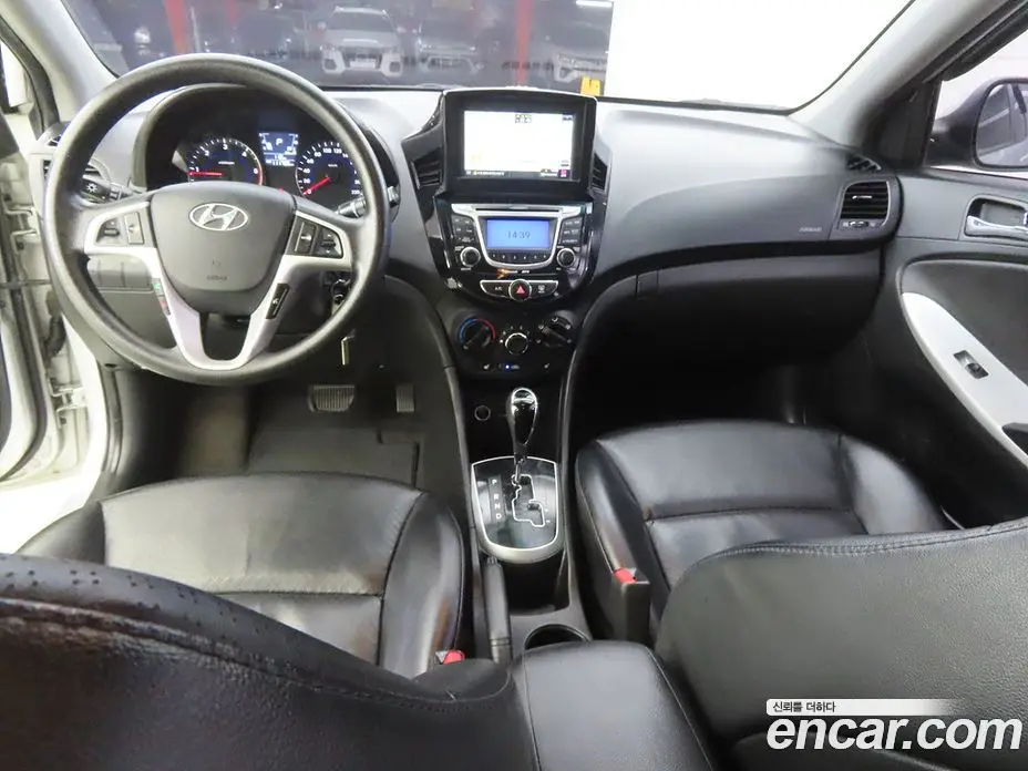 Hyundai Accent 2012 1.6 АКПП, фото 7