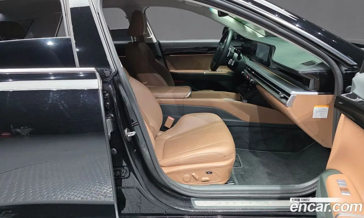 Hyundai Grandeur 2023 1.6 АКПП, фото 11