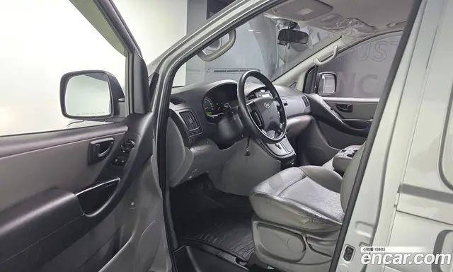 Hyundai Starex 2015 2.5 АКПП, миниатюра 10