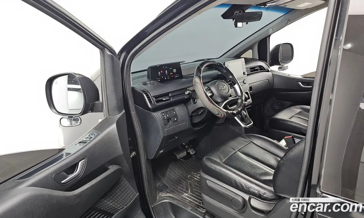 Hyundai Staria 2022 2.2 АКПП, фото 18