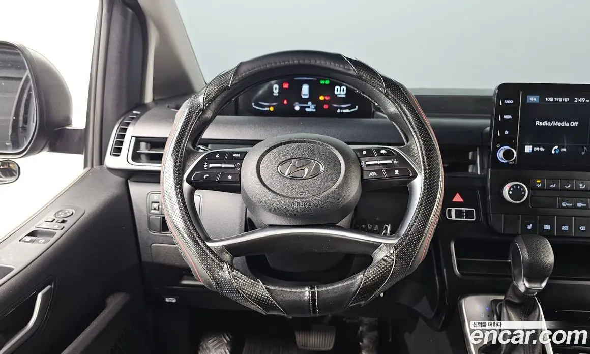 Hyundai Staria 2022 2.2 АКПП, фото 19