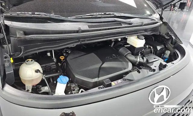Hyundai Staria 2022 2.2 АКПП, миниатюра 6