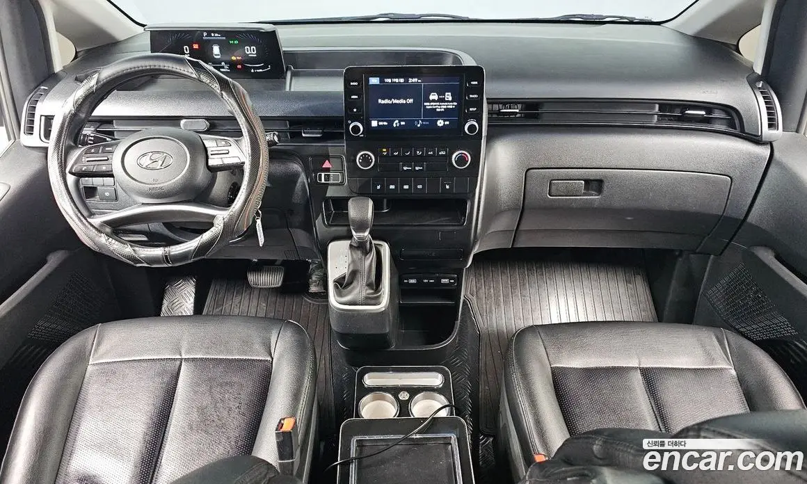 Hyundai Staria 2022 2.2 АКПП, фото 10