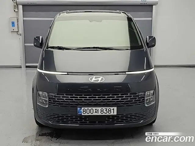 Hyundai Staria 2024 3.5 АКПП, миниатюра 2