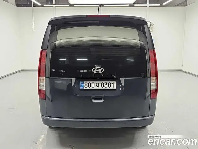 Hyundai Staria 2024 3.5 АКПП, миниатюра 3