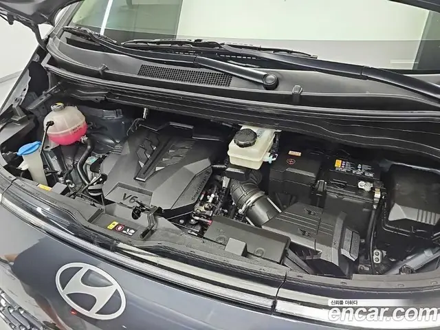 Hyundai Staria 2024 3.5 АКПП, миниатюра 5