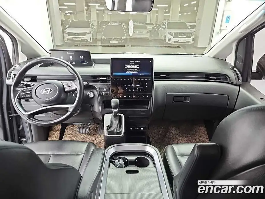 Hyundai Staria 2024 3.5 АКПП, фото 7