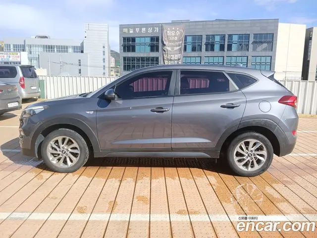 Hyundai Tucson 2015 2.0 АКПП, миниатюра 3