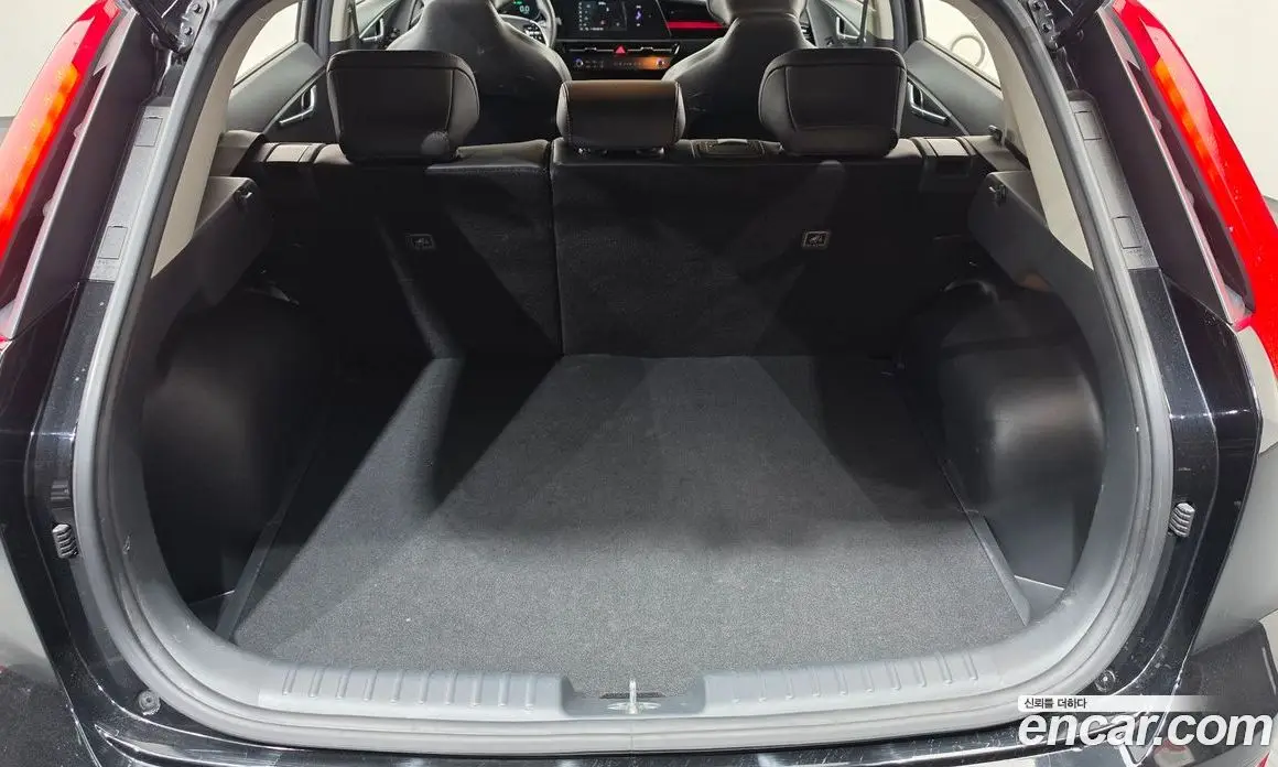 Kia Niro 2022 1.6 АКПП, фото 16