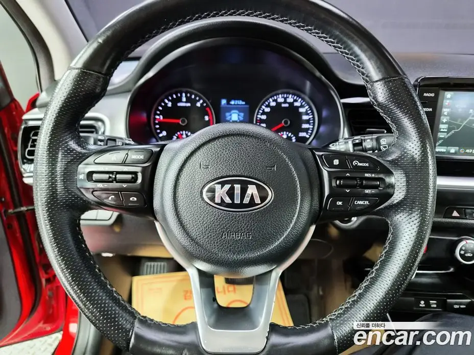 Kia Stonic 2017 1.6 АКПП, фото 14