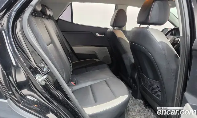 Kia Stonic 2018 1.6 АКПП, миниатюра 12