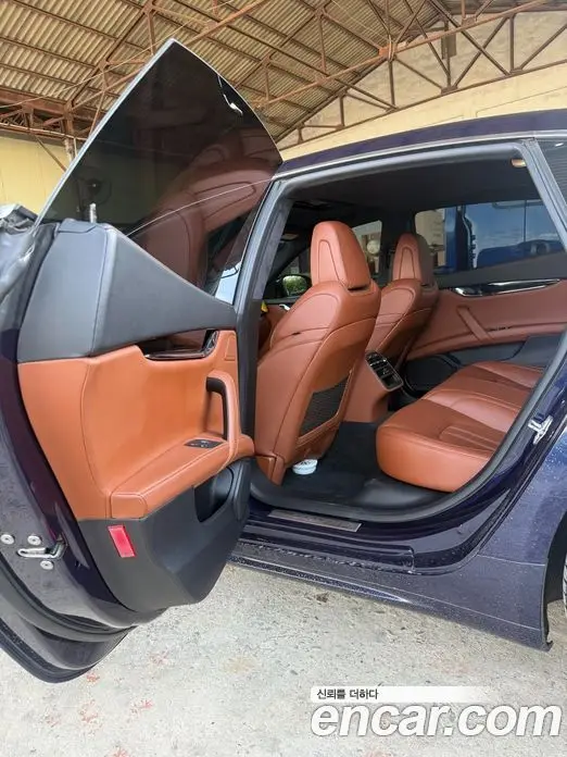 Maserati Quattroporte 2018 3.0 АКПП, фото 12