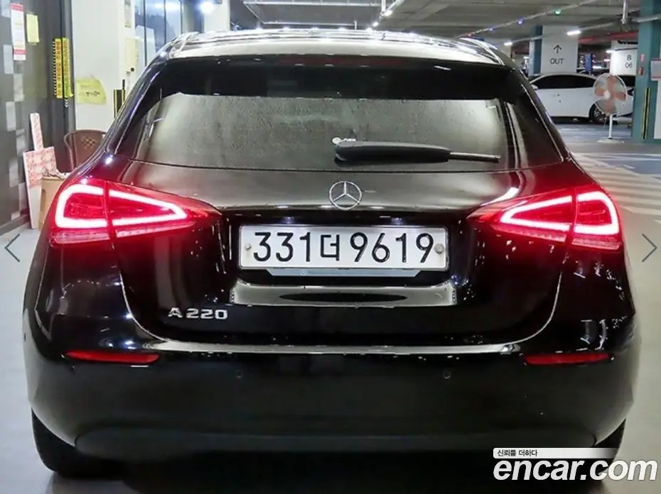 Mercedes-Benz A-Class 2019 2.0 АКПП, фото 5