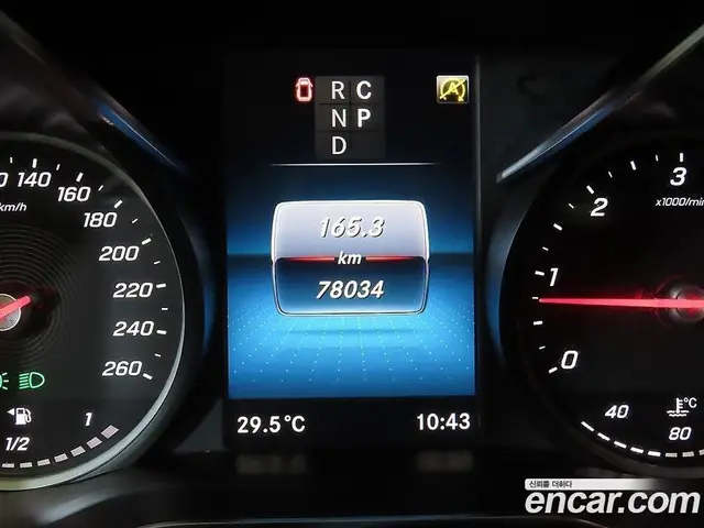 Mercedes-Benz V-Class 2021 1.9 АКПП, миниатюра 9