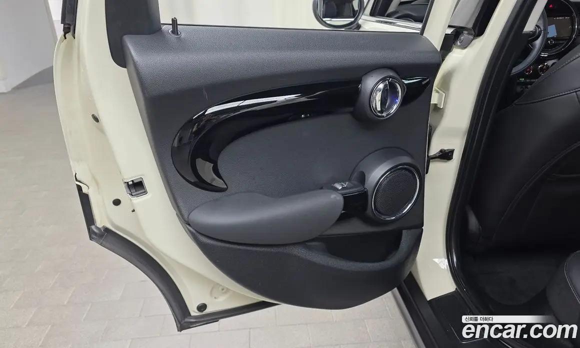 Mini Cooper 2019 1.5 АКПП, фото 15