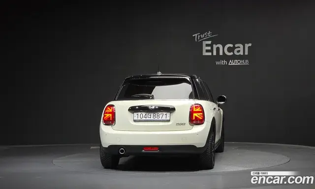 Mini Cooper 2019 1.5 АКПП, миниатюра 4