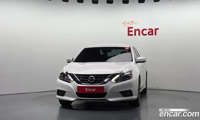 Nissan Altima 2018 2.5 АКПП, миниатюра 3