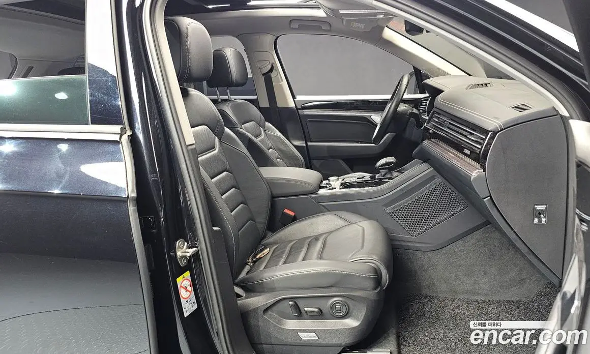 Volkswagen Touareg 2020 3.0 АКПП, фото 12