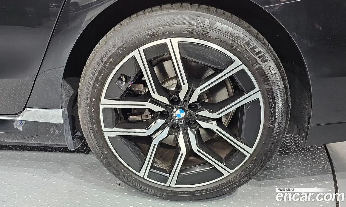 BMW i7 2023 0.3 АКПП, фото 7