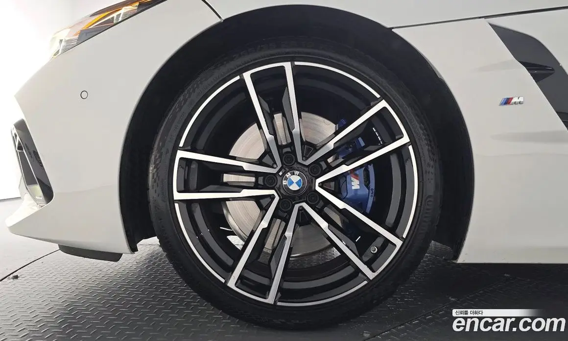BMW Z4 2025 2.0 АКПП, фото 4
