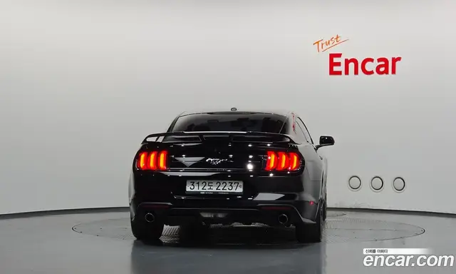 Ford Mustang 2019 2.3 АКПП, миниатюра 4