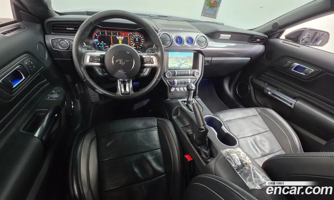 Ford Mustang 2019 2.3 АКПП, фото 10